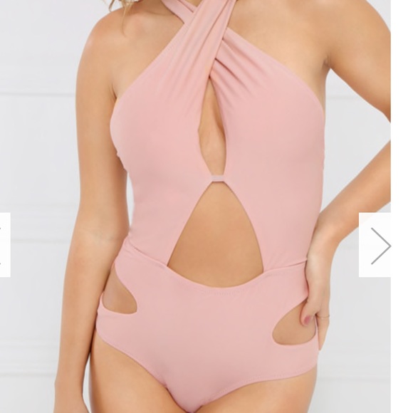 Blush pink One piece swimsuit - Picture 2 of 5